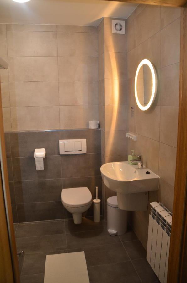Hotel Tenis Chrzastowice Bagian luar foto