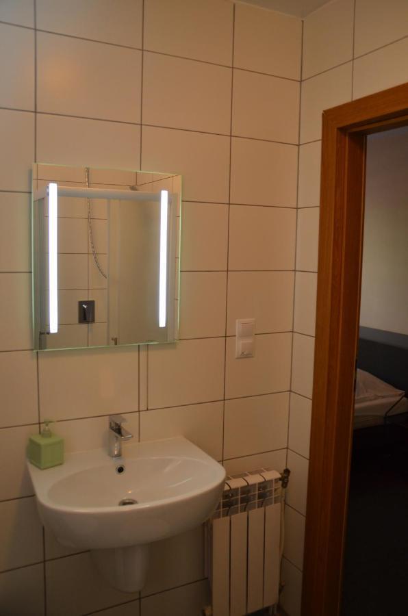 Hotel Tenis Chrzastowice Bagian luar foto